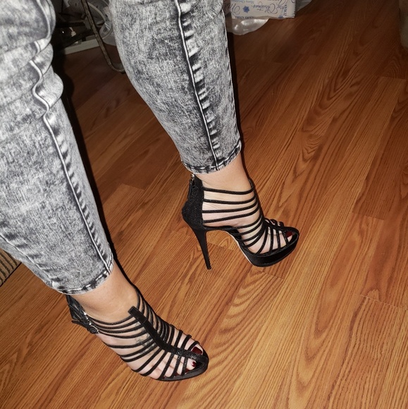 Giuseppe Zanotti - Picture 2 of 2